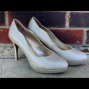 Fioni sparkly heels